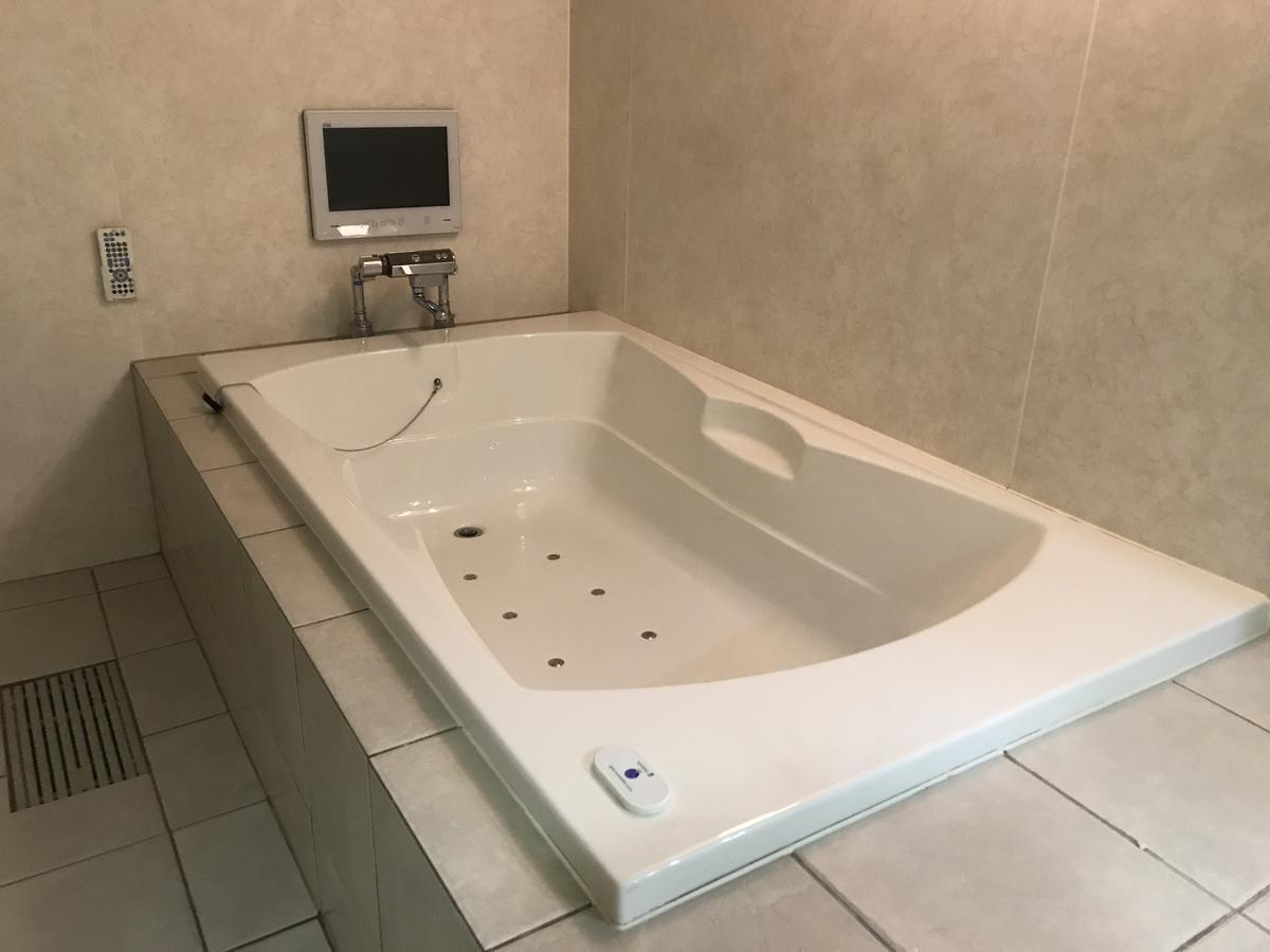 אוסקה Hotel One Love (Adults Only) מראה חיצוני תמונה
