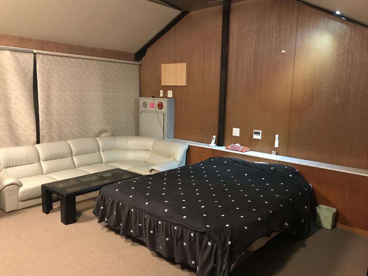 אוסקה Hotel One Love (Adults Only) מראה חיצוני תמונה